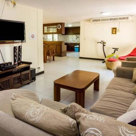 Villa Rose With Private Pool And Jacuzzi 100M To Beach Pattaya Exterior foto