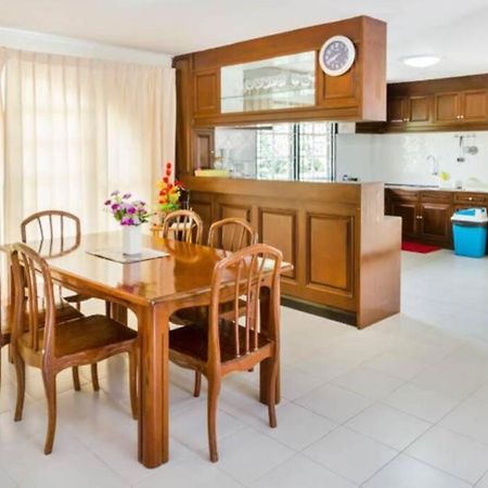Villa Rose With Private Pool And Jacuzzi 100M To Beach Pattaya Exterior foto