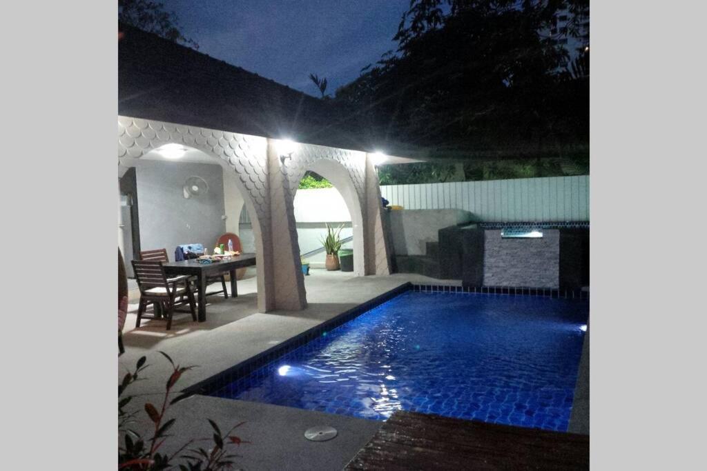 Villa Rose With Private Pool And Jacuzzi 100M To Beach Pattaya Exterior foto