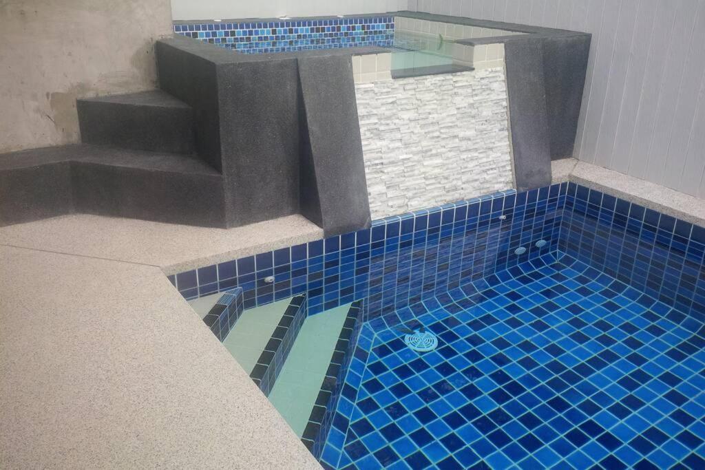 Villa Rose With Private Pool And Jacuzzi 100M To Beach Pattaya Exterior foto